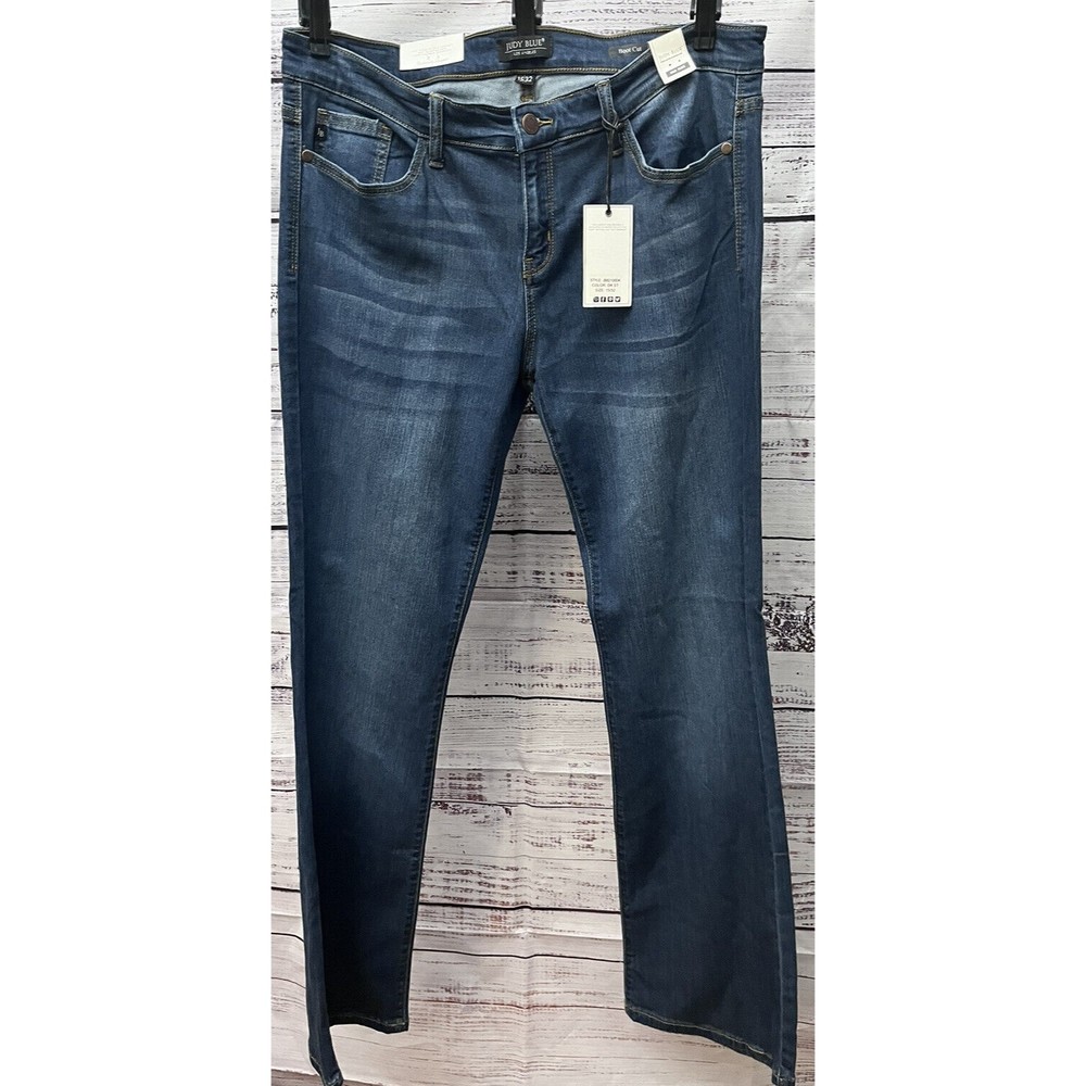 NWTs Judy Blue Los Angeles Women's 15/32 Blue Denim Boot Cut Mid Rise Jeans